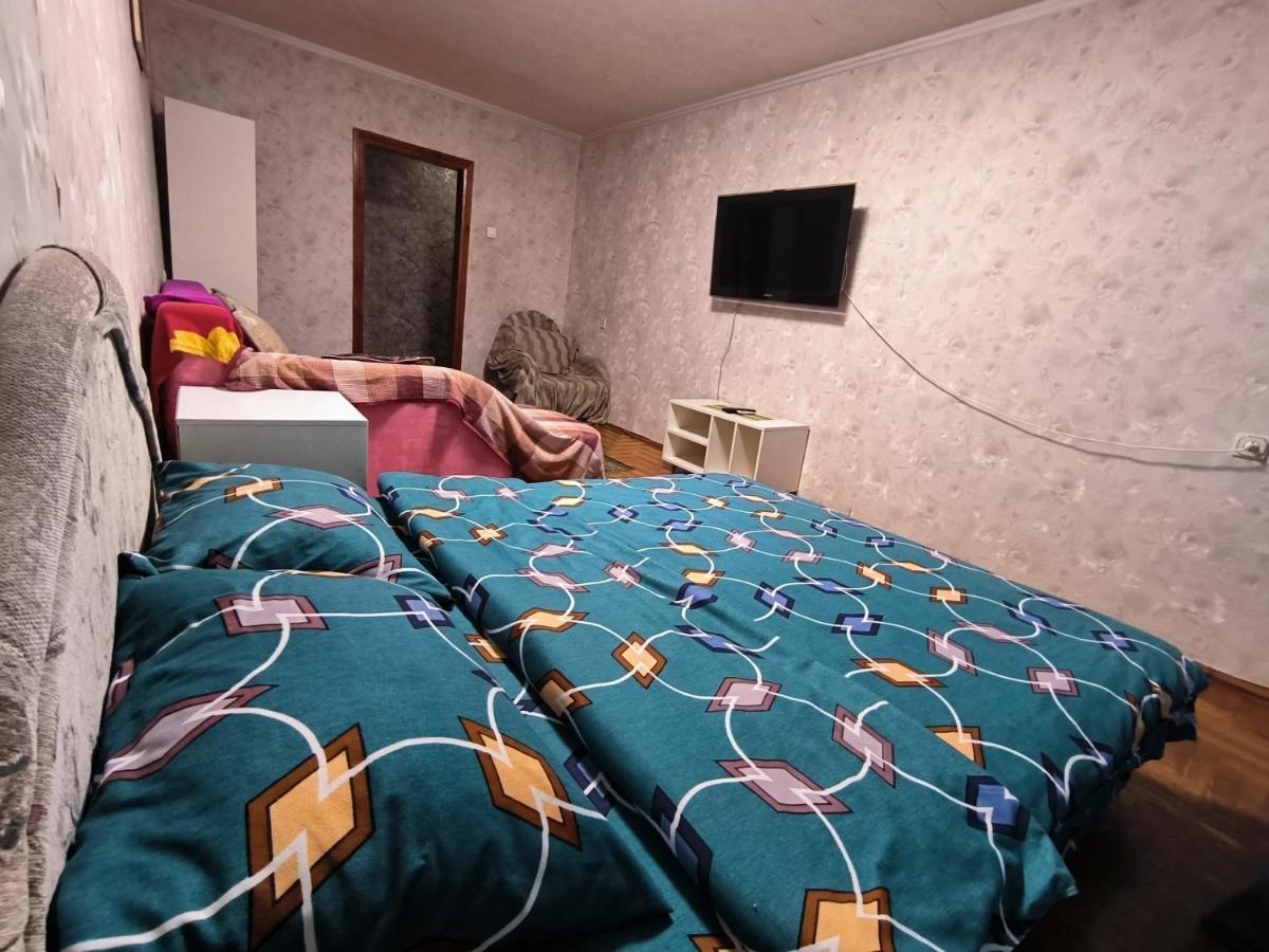 2-К Квартира Малиновського 12. Набережна Лівого Берега. Dnyipropetrovszk Kültér fotó